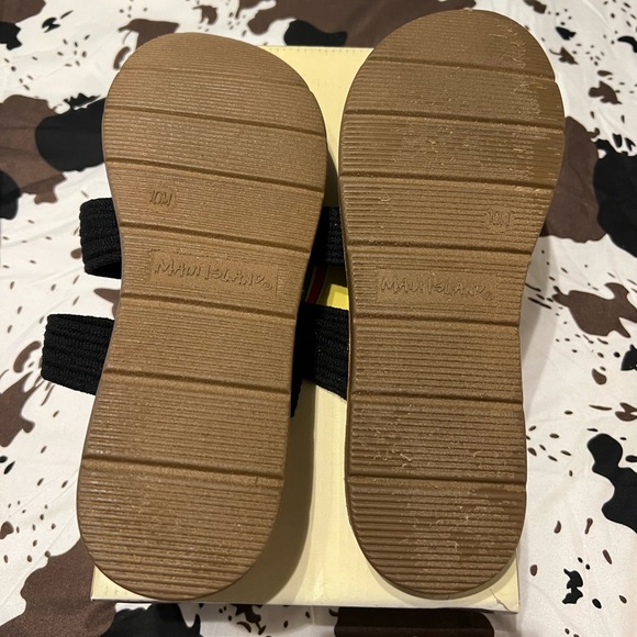 Maui Island Sandals - Picture 2 of 3